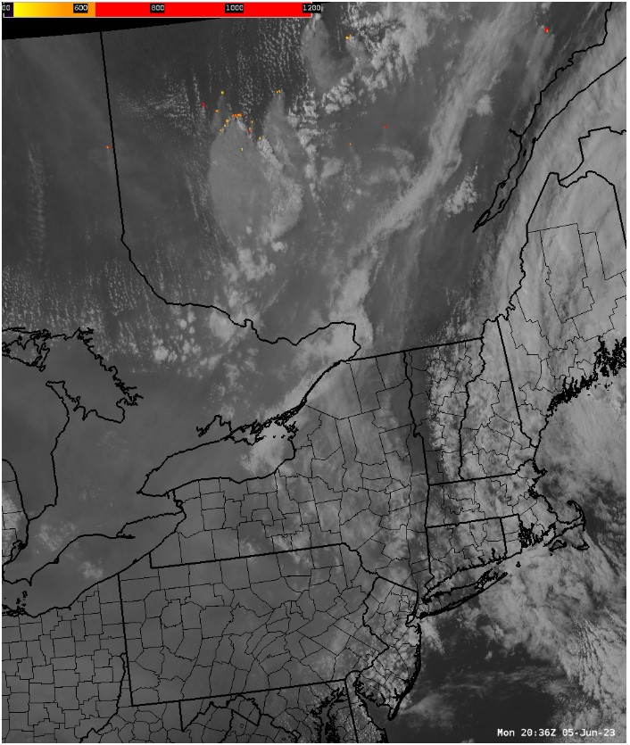 US Weather Service satellite image of Canadian wildfires and  smoke plumes drifting into New England (June 5, 2023)